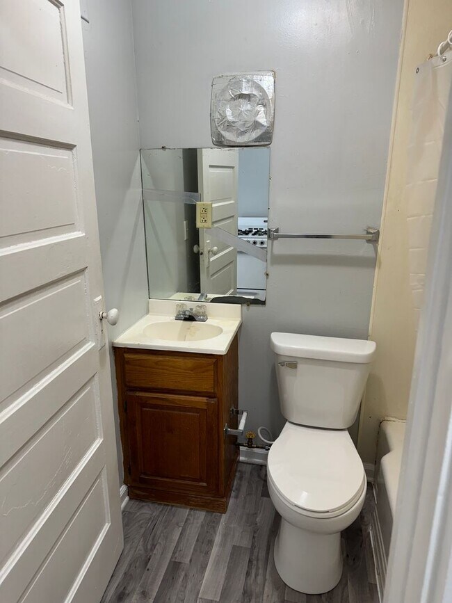 Foto del edificio - 1527-1527 N Harrison St