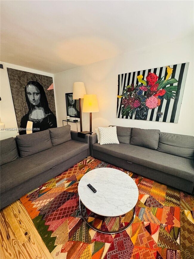 Foto del edificio - 1755 Washington Ave