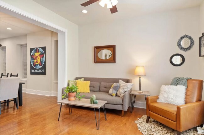 Foto del edificio - 2633 Armand Pl