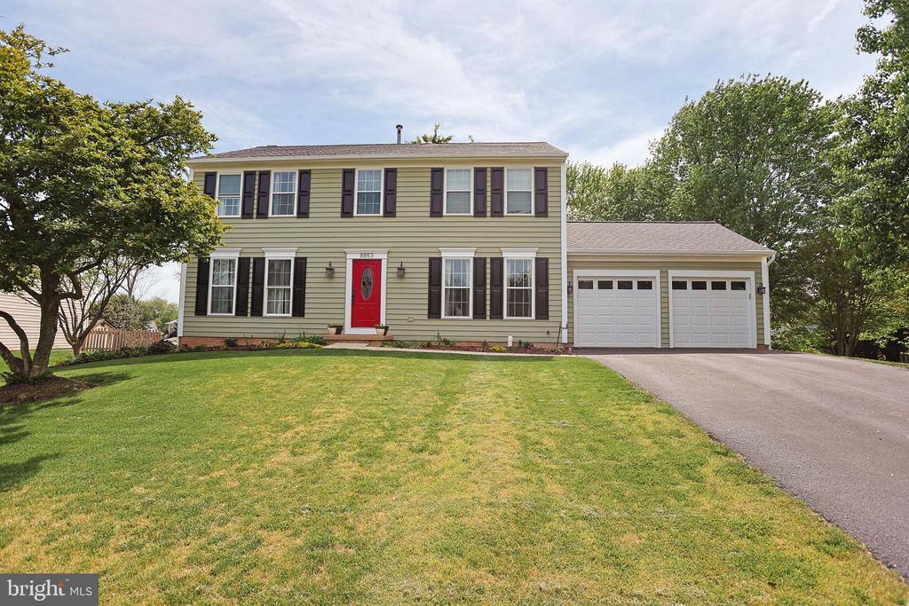 Foto principal - 8853 Old Lewis Ct