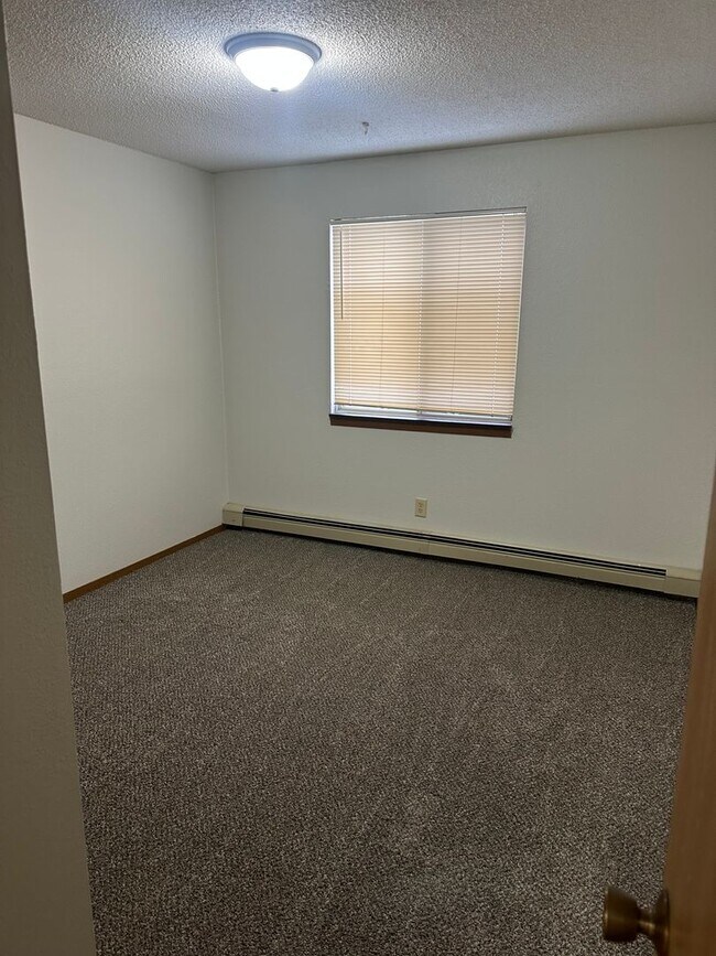 Foto del edificio - 3457 3rd St N