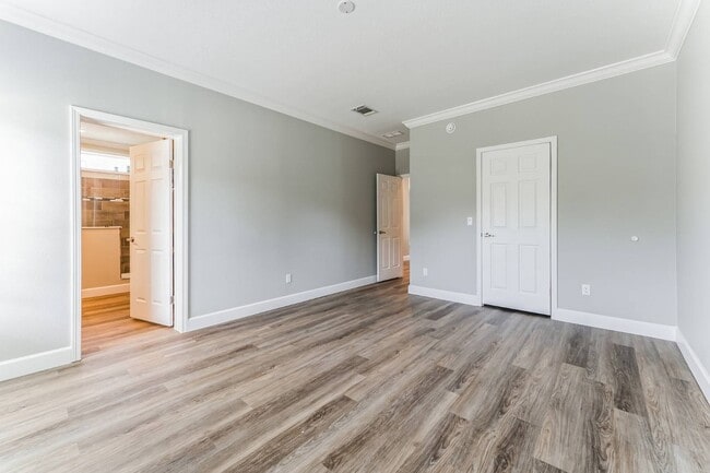 Building Photo - 3117 Walden Shores Blvd