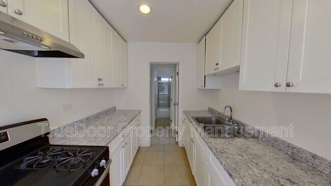 Foto del edificio - 619 E Walnut St
