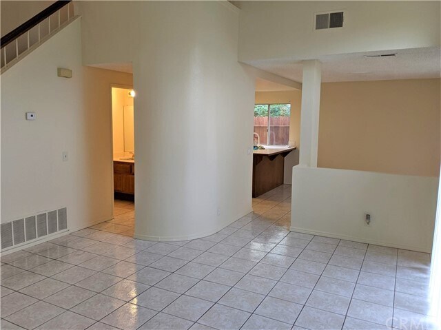 Building Photo - 3710 Live Oak Creek Way
