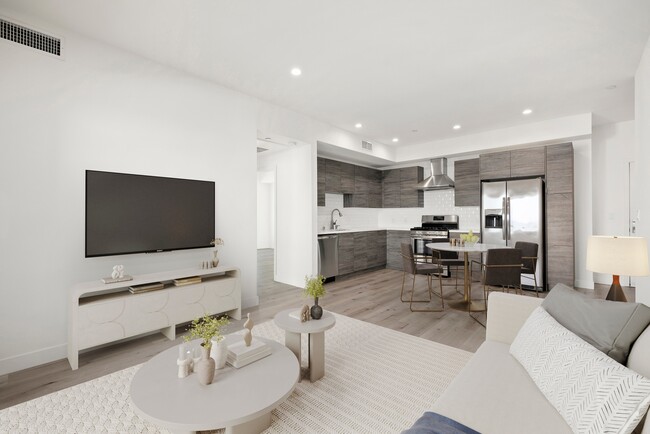 Building Photo - 1545 S Fairfax Ave