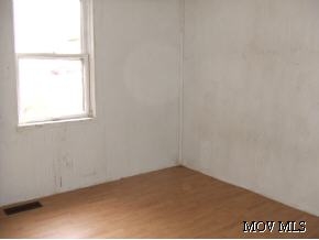  - 610 Main St