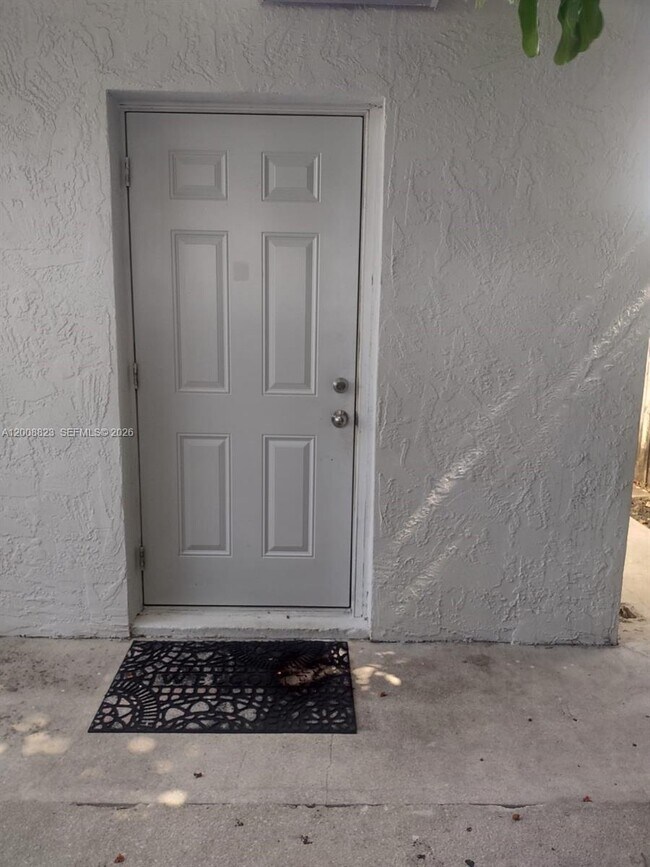 Foto del edificio - 5431 NW 178th Terrace