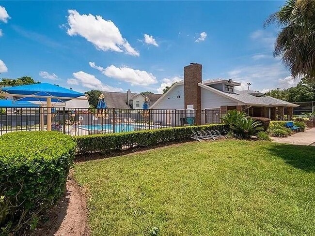 Building Photo - 3161 Berridge Ln