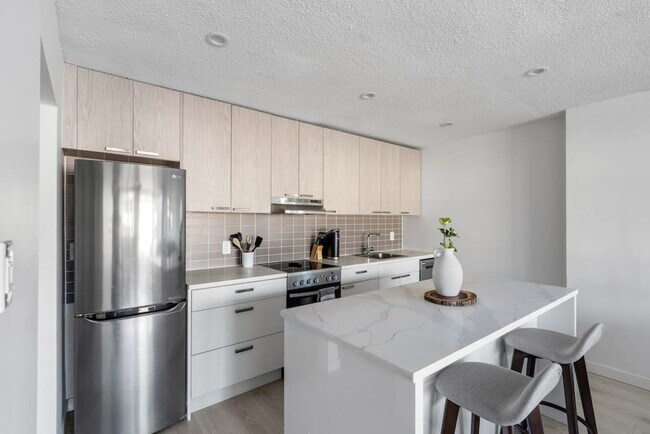 Photo du bâtiment - 55 E 12th Ave