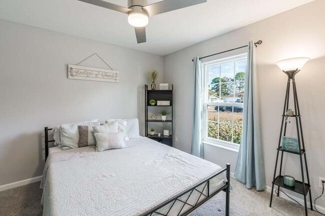 Foto del edificio - 742 NW Bayshore Blvd