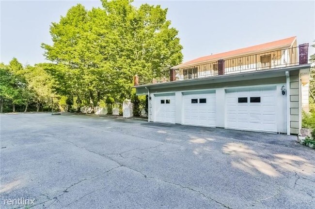 Building Photo - 6 br, 5 bath House - 190 Wilson Rd