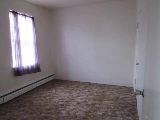 Habitación del apartamento 3 - 410 N Sargent Ave