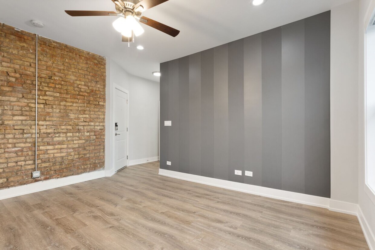 Foto principal - 1712 W Juneway Ter