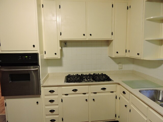 Foto del edificio - 2214 Joyner Dr