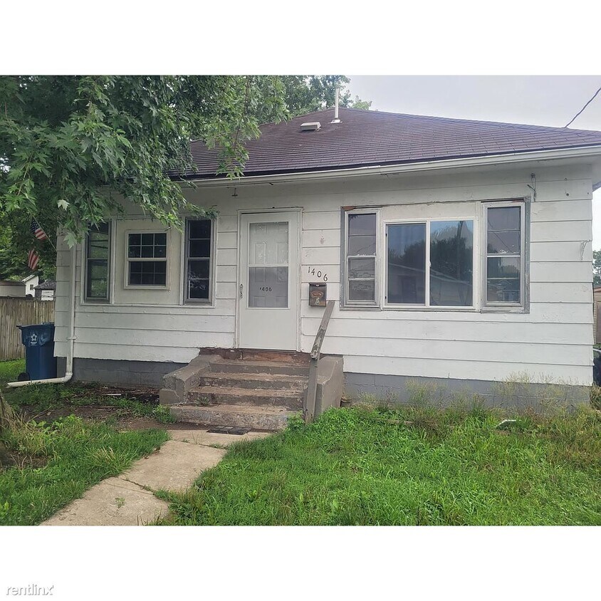 3 br, 1.5 bath House 1406 Trout Avenue House for Rent in Johnston City, IL