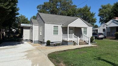 Building Photo - 1747 N Wright Rd