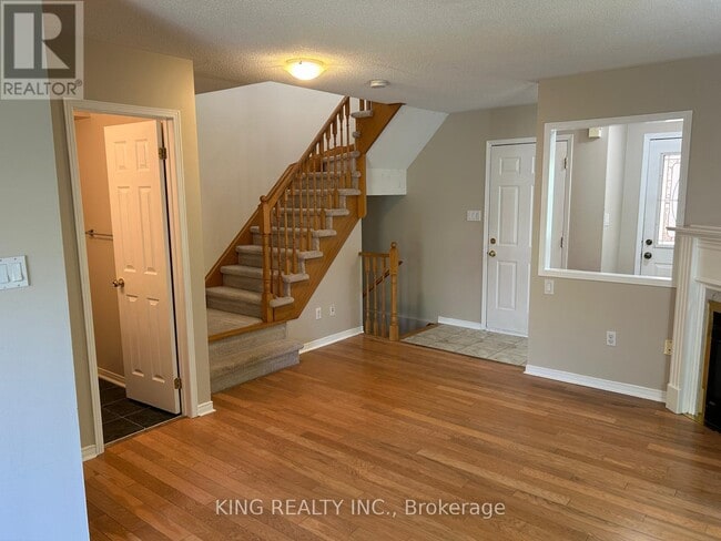 Building Photo - 6415 Saratoga Way