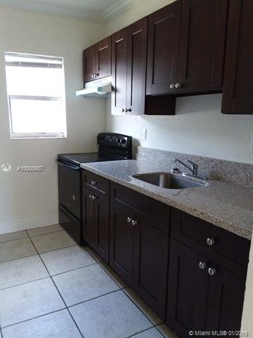 Foto del edificio - 713 NW 14th Terrace