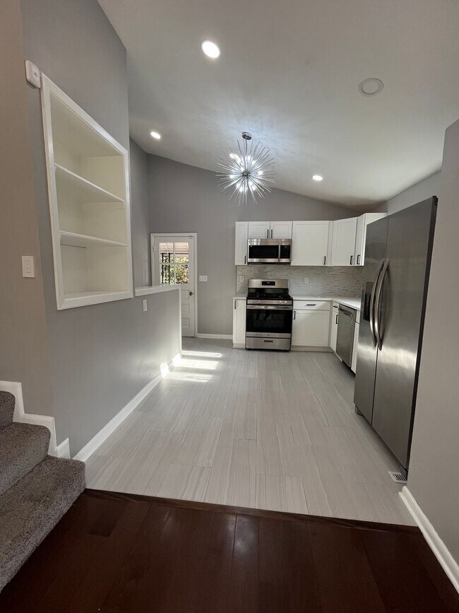 Foto del edificio - Bright 3 BR/2 BA Single-Family Home in Gle...