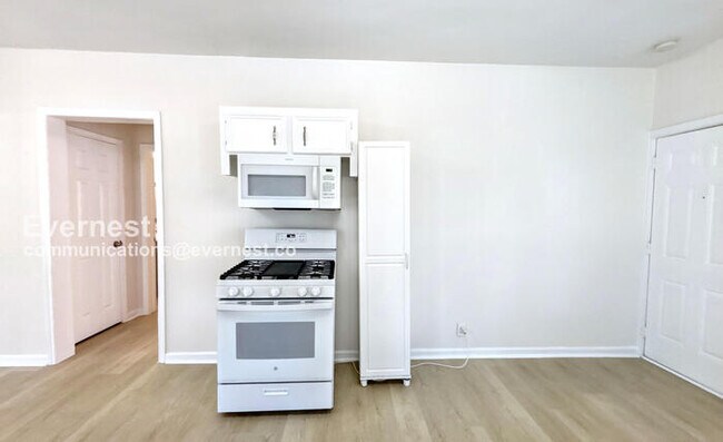 Foto del edificio - 1302 Ryon St