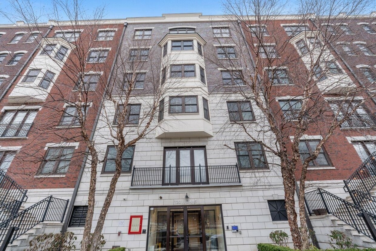 Primary Photo - 1201 Adams St