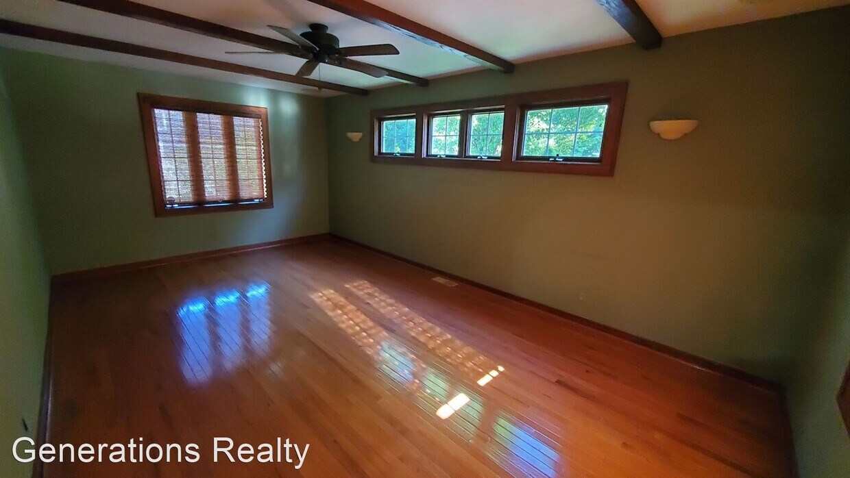 Foto del edificio - 4 br, 3 bath House - 570 King Avenue