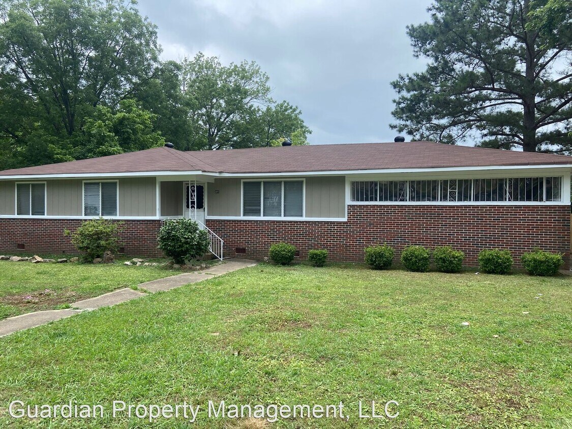 Primary Photo - 3 br, 1.5 bath House - 401 Madison CT