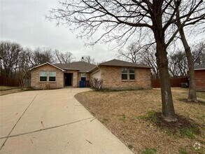 Building Photo - 2801 Prairie Ct