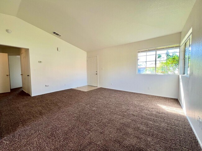 Foto del edificio - AVAILABLE NOW!!! 2 Bedroom 2 Bathroom Unit Apartment in Bermuda Dunes