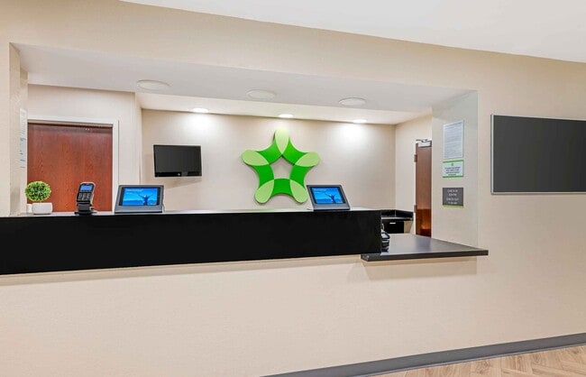 Building Photo - Furnished Studio-San Diego - Carlsbad Village by the Sea