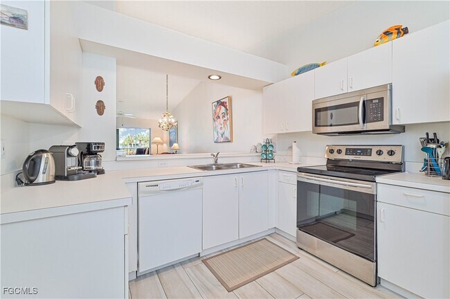 Foto del edificio - 915 New Waterford Dr