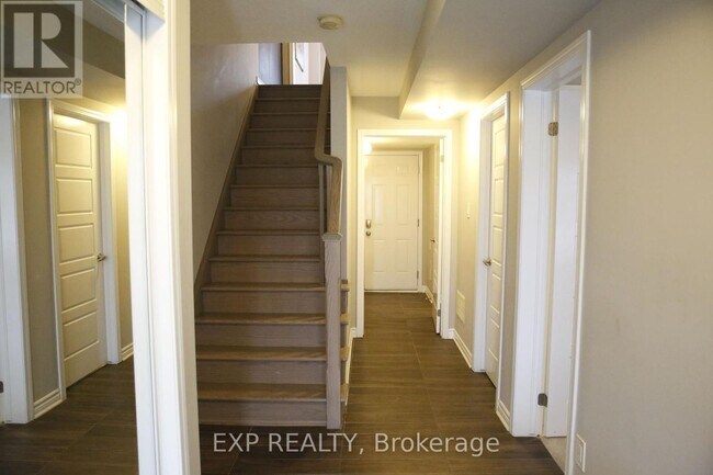 Photo du bâtiment - 230-230 Avonsyde Blvd