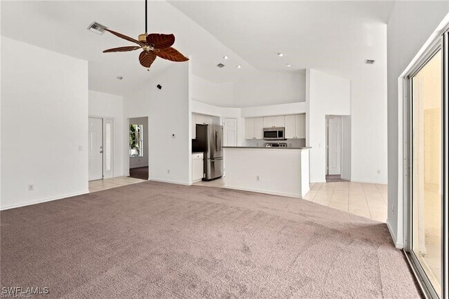Foto del edificio - 114 SW 19th Terrace