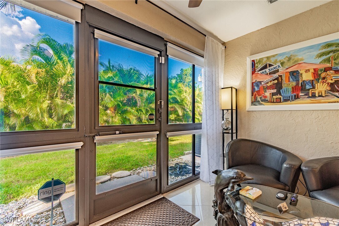 Foto del edificio - 1519 Cape Coral Pkwy W