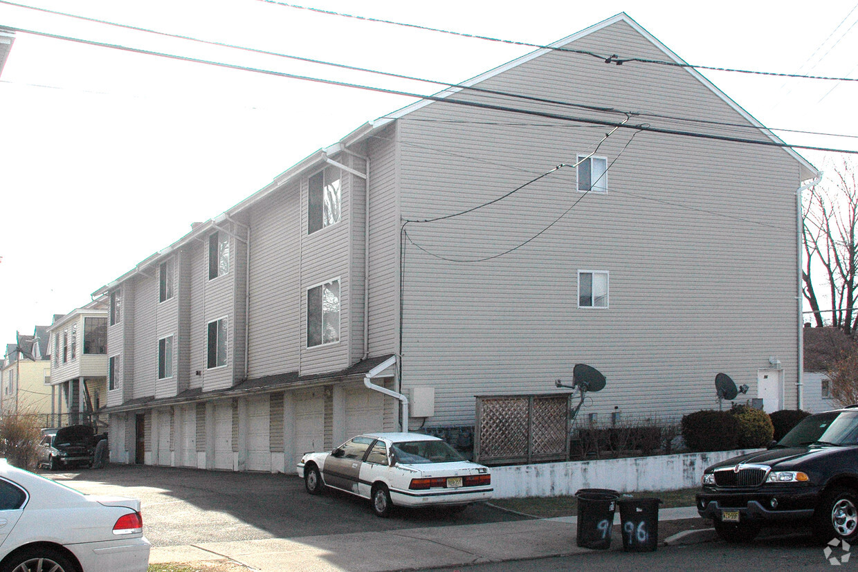 Building Photo - 96 Montclair Ave