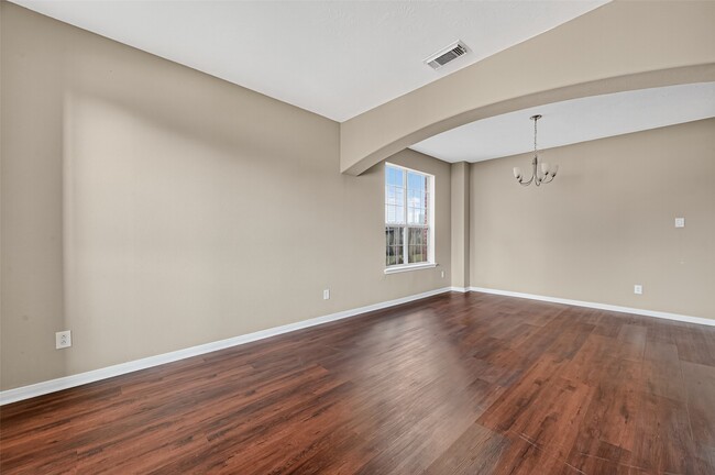 Building Photo - 16919 Creek Mountain Dr