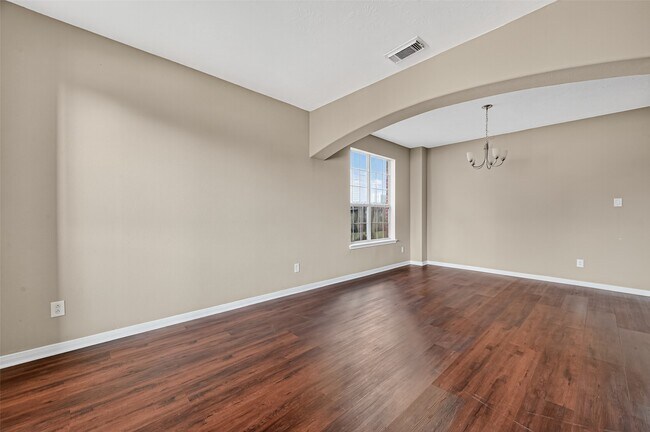 Foto del edificio - 16919 Creek Mountain Dr