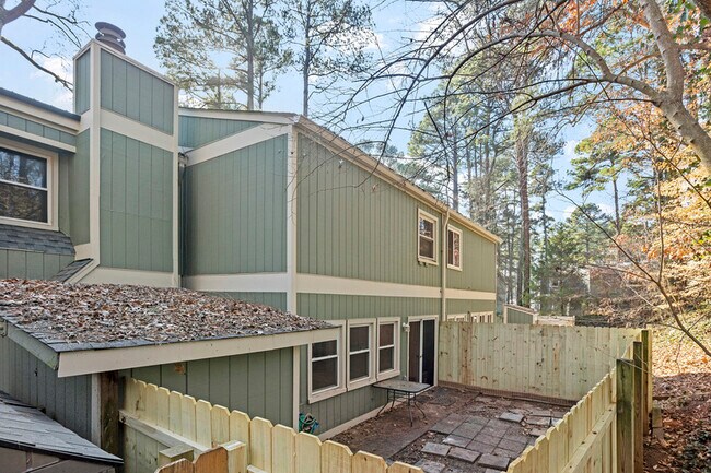 Foto del edificio - 602 Dylan Ct