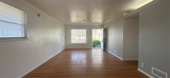 Photo - 10748 Spring Garden Dr House