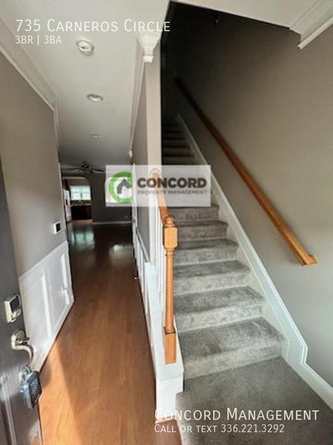 Foto del edificio - 735 Carneros Circle/Concordmgmt.com 336-27...