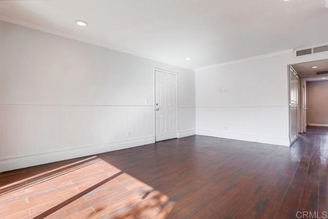 Foto del edificio - 589 N Johnson Ave