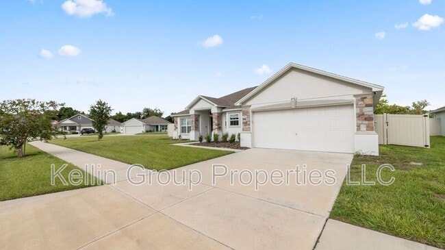 Building Photo - 4762 Drake Ave
