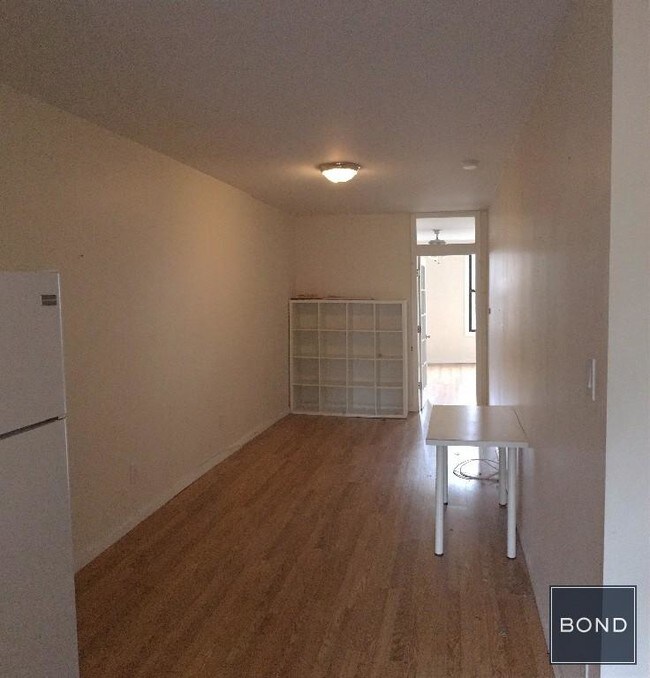 Building Photo - 179 Green St