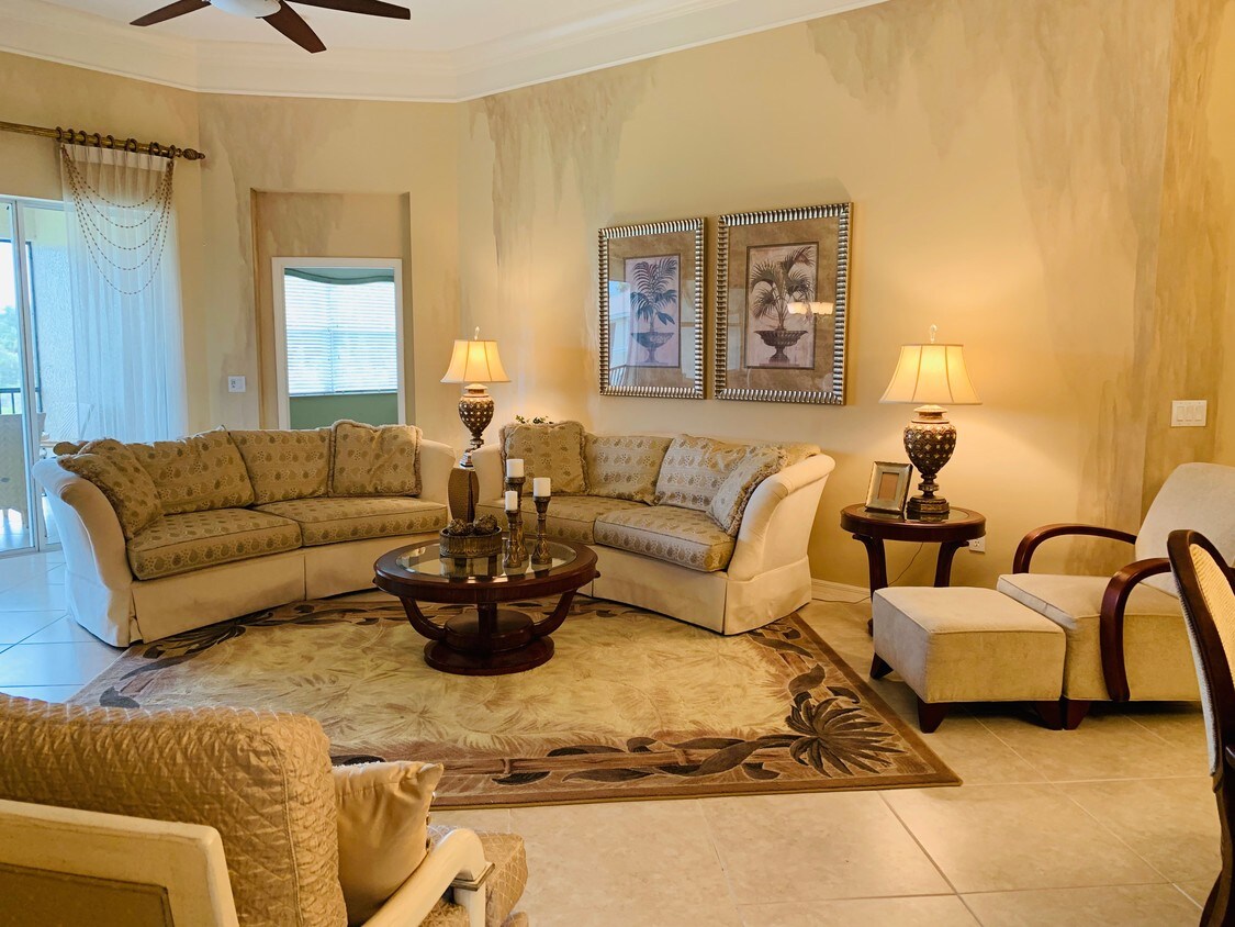 Living Room - 18911 Bay Woods Lake Dr