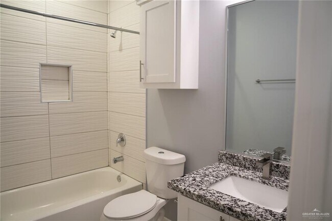 Foto del edificio - 11 N Blair Ave