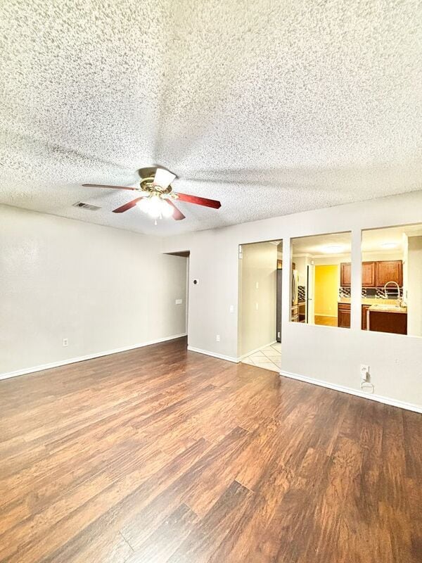 Building Photo - 118 Southern Pine Ct