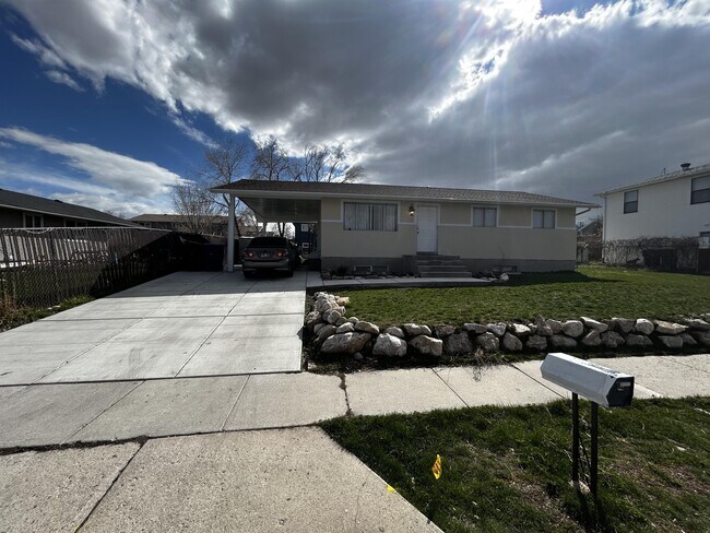 Foto del edificio - 7429 W Antonio Dr