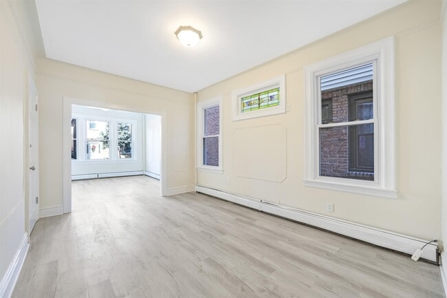 Foto del edificio - 8710 2nd Ave