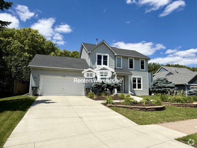 Building Photo - 16996 Hanover Ln