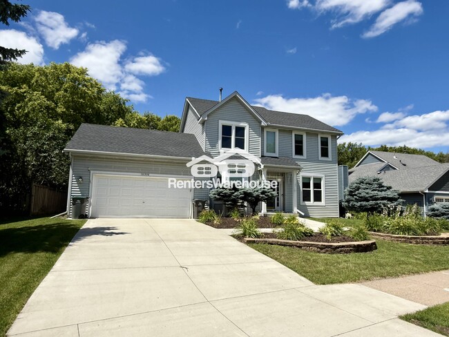 Building Photo - 16996 Hanover Ln